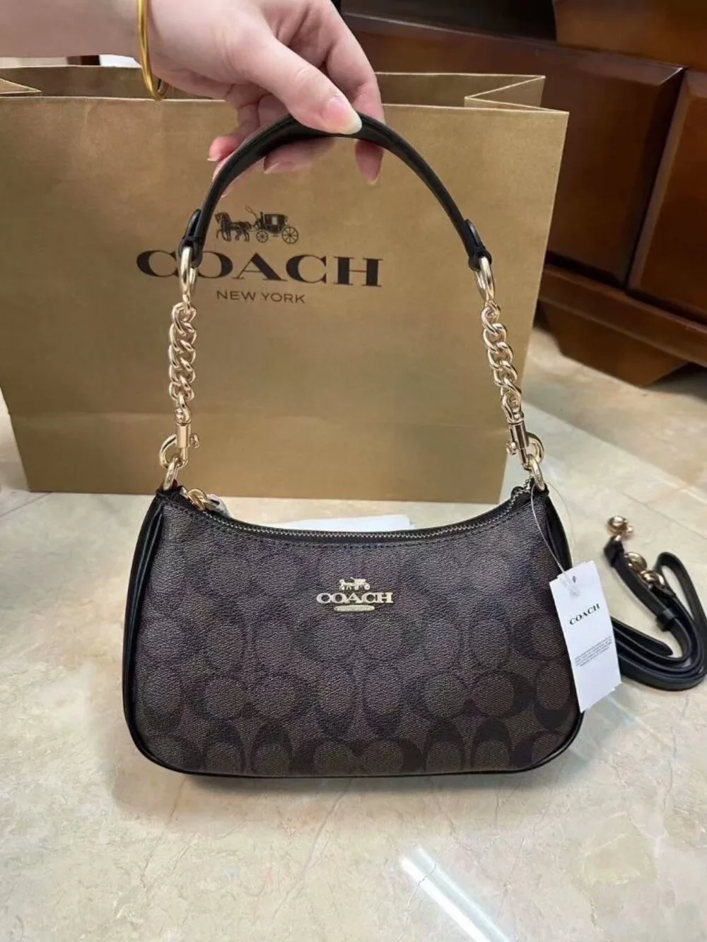 CA548 Teri Shoulder Bag Signature Coated Canvas Black